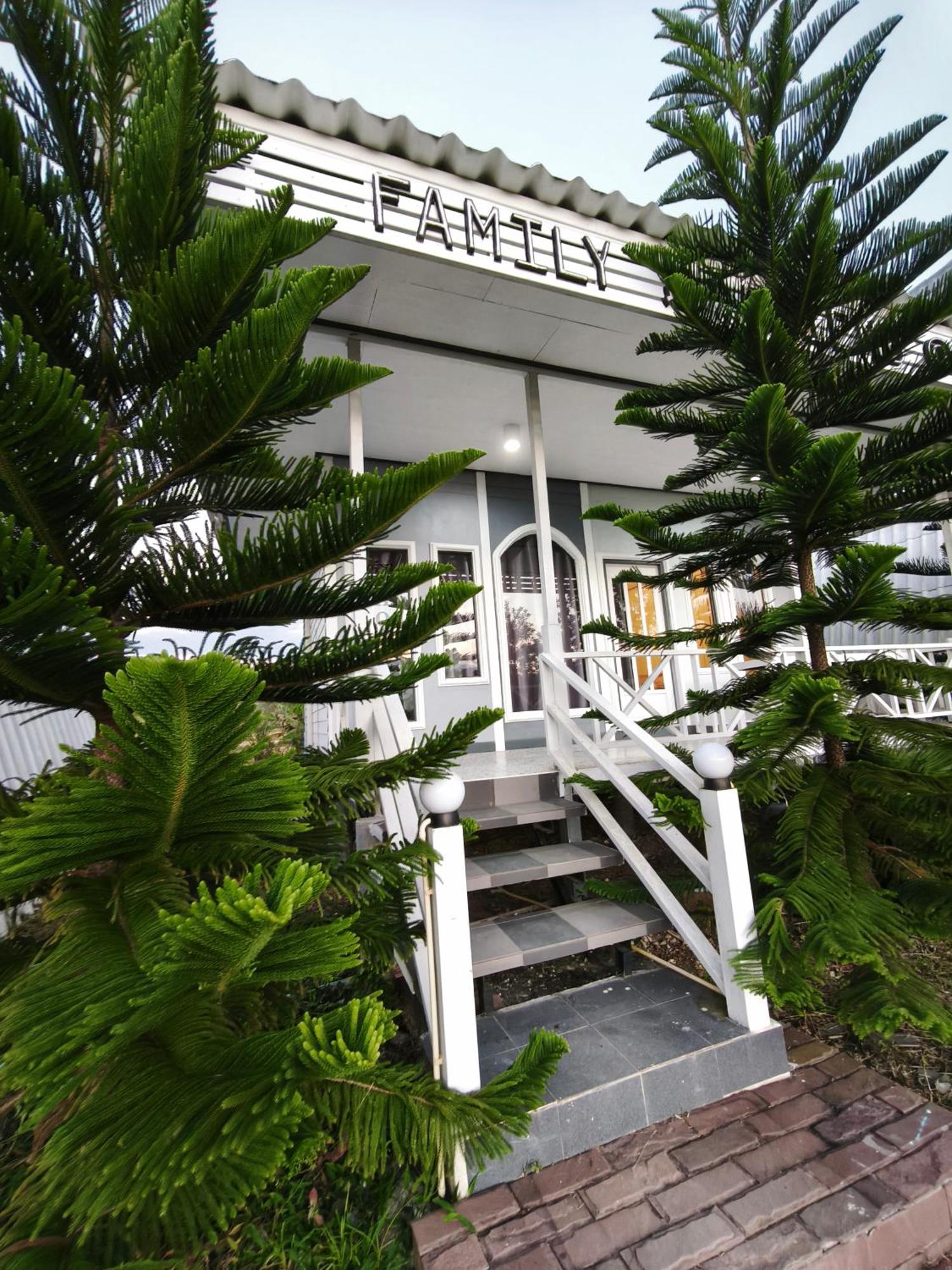 Boat And House Resort Khao Kho Exterior photo
